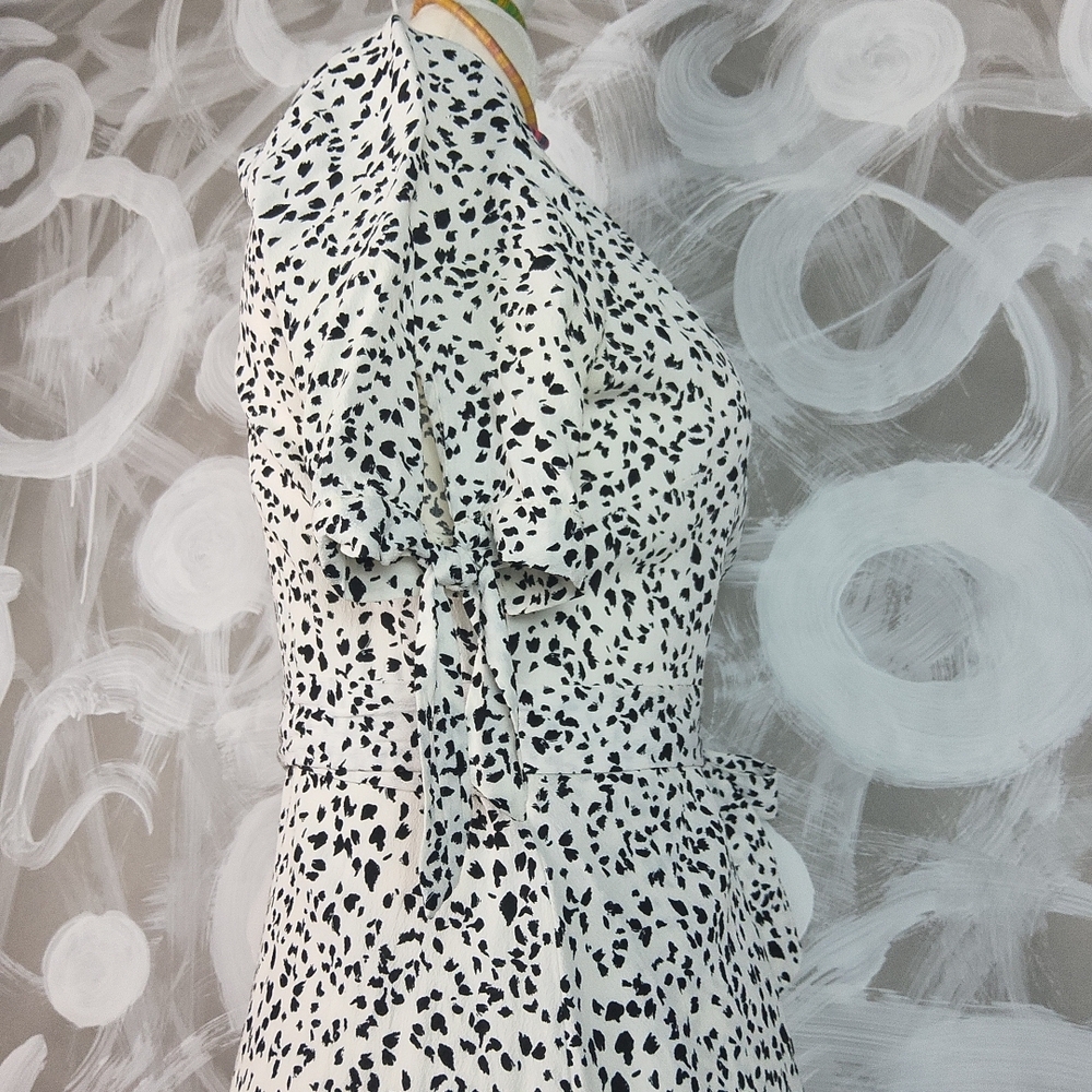 Seraphine Ava Wrap Maternity Dress - Picture 10 of 16